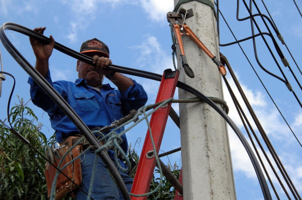 Imparable robo de red telefónica en El Progreso
