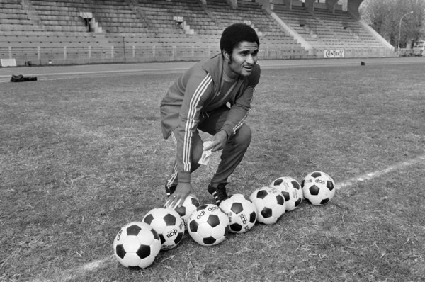 Muere el legendario futbolista portugués Eusébio