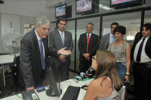 Argentinos sufren por cortes de luz en medio de ola de calor