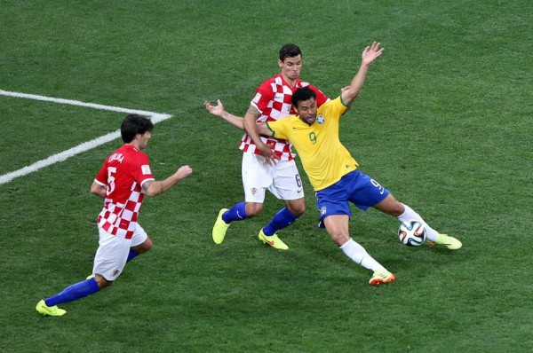 Polémica para empezar el Mundial de Brasil