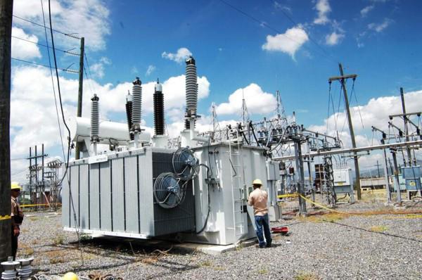 ¿Cuánto gasta la ENEE en compras de energía eléctrica?