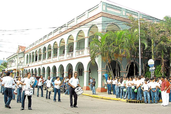 Ceibeños exhortan a conservar Pico Bonito