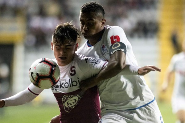 Saprissa remonta y deja sin final hondureña al Olimpia en la Liga Concacaf