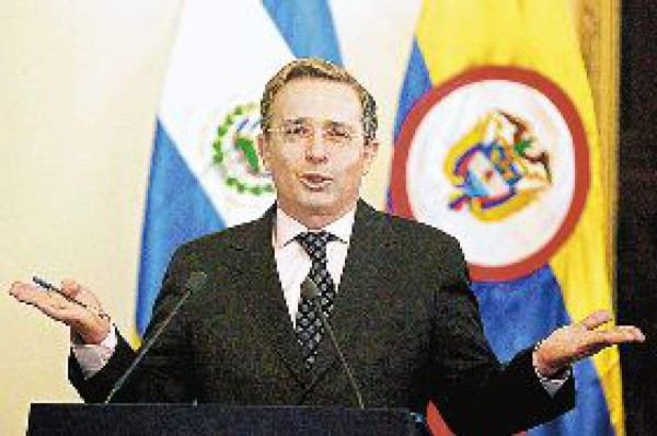 Colombia firmará pronto TLC con Centroamérica