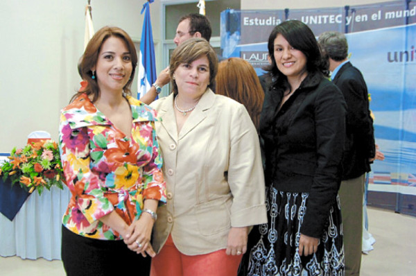 Bienvenida para la Unitec