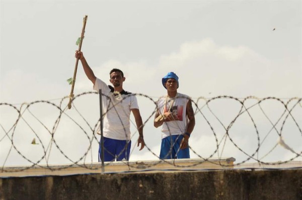 Huyen 23 presos tras saltar un muro durante su tiempo de recreo en Brasil