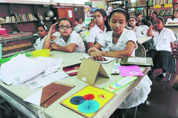 Honduras: Se cumplen 120 días de clases sin paros