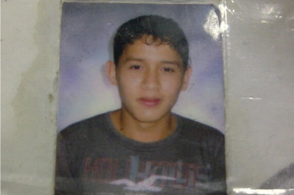 Desaparece joven al salir en su motocicleta