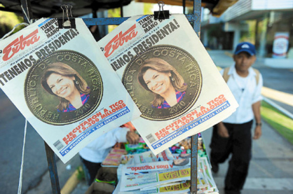 Laura Chinchilla asumió presidencia de Costa Rica