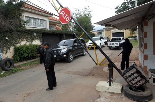 Juan Orlando Hernández supera el millón de votos