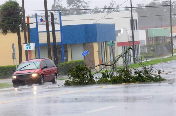 Cancelados por segundo día vuelos desde Honduras a Florida por 'Matthew'  