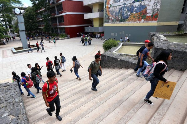 Por cada día sin clases, la Unah pierde L4 millones