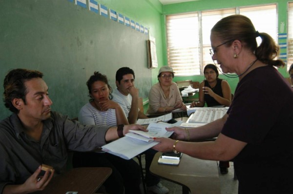 Darán 289,000 credenciales a los 17 movimientos políticos