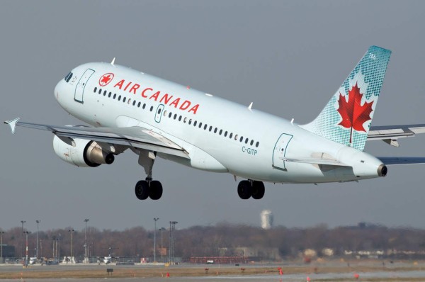 Avión de AirCanada se estrella en aeropuerto de Halifax