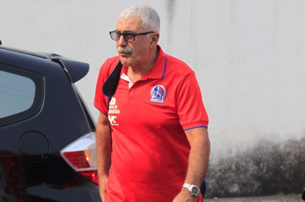 Manuel Keosseián: 'Con Marathón viví muchas cosas, pero ahora estoy con Olimpia'