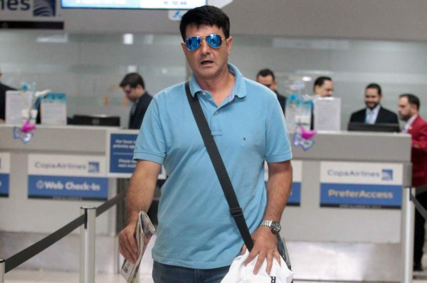 Diego Vázquez no amaga y le responde a Vargas con rotundo mensaje