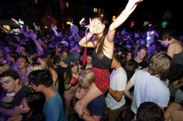 Estos son los movimientos femeninos que atraen a los hombres