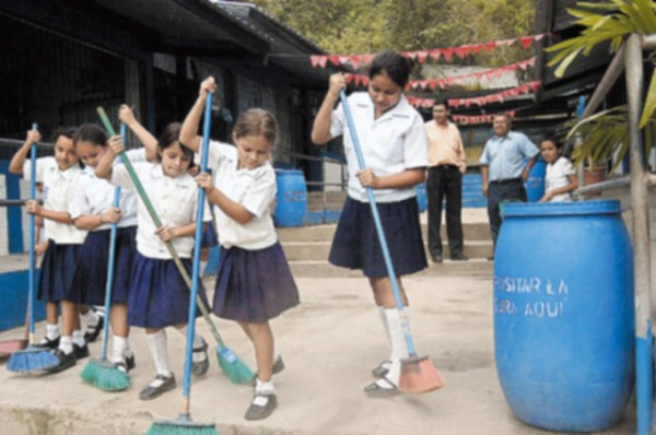 Motivan a niños a mejorar su entorno escolar