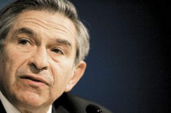 El halcón en su jaula