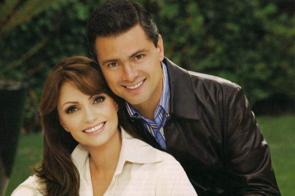 Foto: Captan momento íntimo de Peña Nieto y la 'Gaviota'