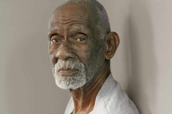 Quién es 'Dr. Sebi' y su relación con la cura del Sida