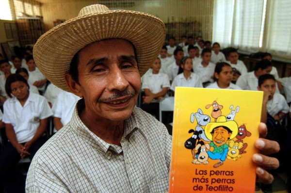 Teofilito no pudo llegar a la escuela donde su nieta le dedicaría poema