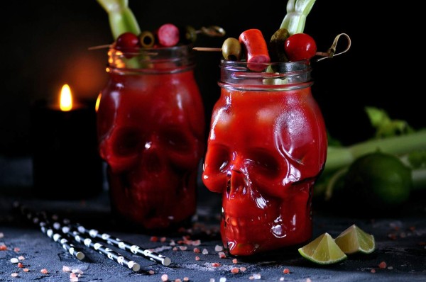 Tragos para brindar en la noche de brujas