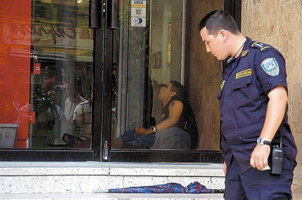 'El Travi” muere a manos de guardia de seguridad