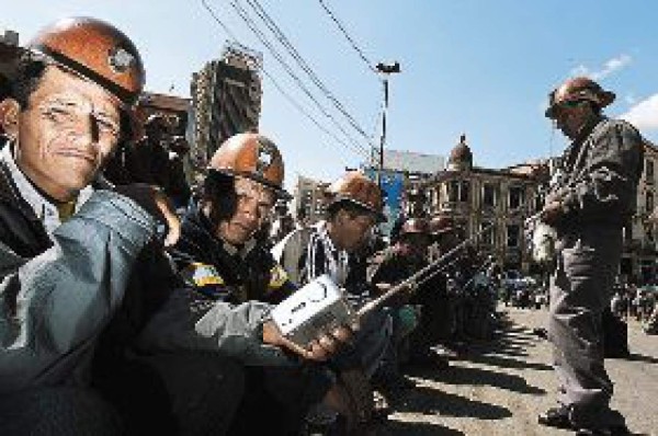 Evo y mineros alcanzan acuerdo