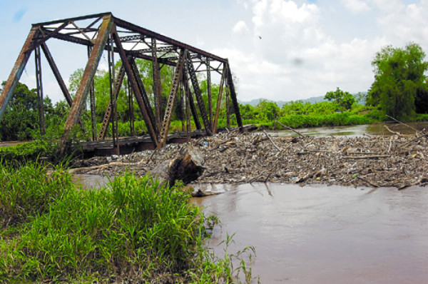 El río Ulúa atemoriza a 20,000 pobladores del Ramal del Tigre