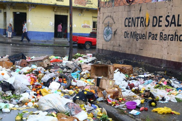 Procederán por la vía legal contra quienes tiren basura