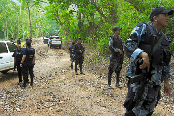 Policía ejecuta intensos operativos en la Suazo