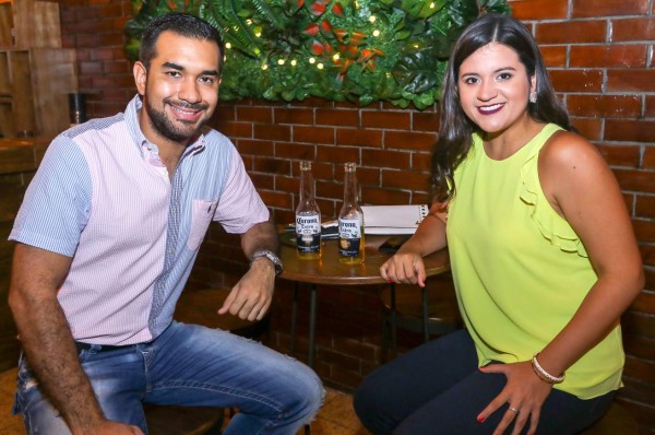 Coctel por el nuevo garden bar La Botella