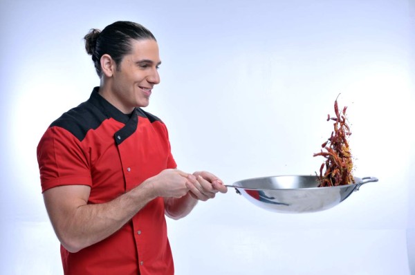 El chef James le pone el sazón a las mañanas