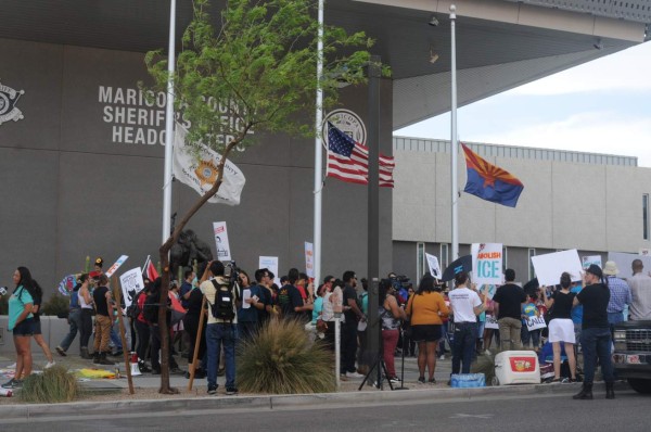 Un portal explora con cifras el drama y lucro de la inmigración en EEUU