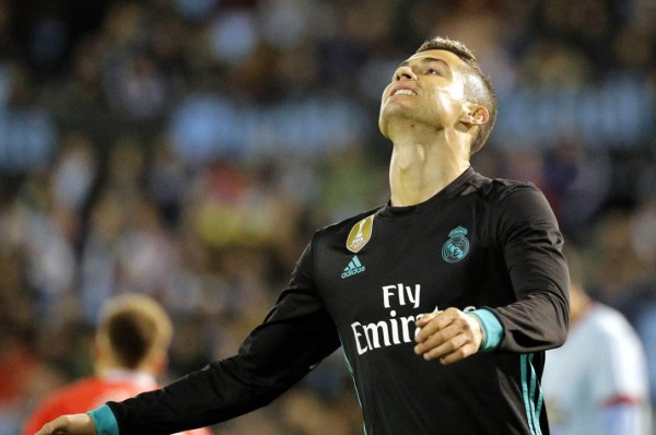 ¡Batacazo! El Real Madrid empata con el Celta y el Barça se escapa más