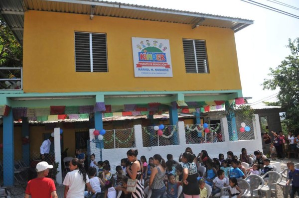 Inauguran kinder Rafael H. Nodarse en Casa Quemada