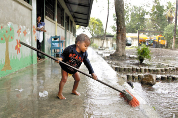 Evacúan a 56 familias de Aldea La 40 en El Progreso