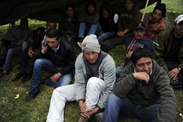 Ya hay acuerdos, pero no cesan las protestas