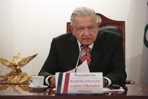 AMLO niega haber pactado regreso de Cienfuegos a cambio de captura de capo