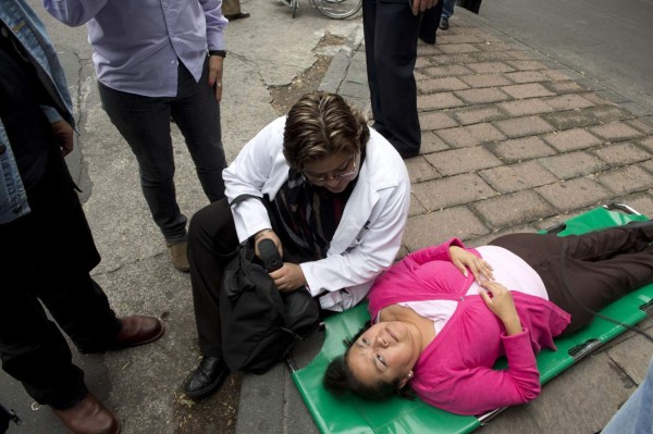 Un fuerte y prolongado sismo de 6.4 sacude Ciudad de México