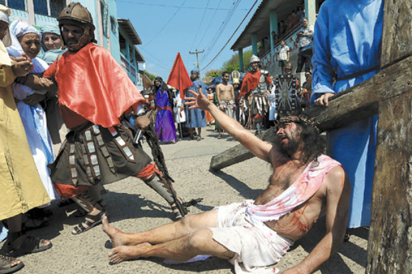 Reviven últimas horas de Jesús
