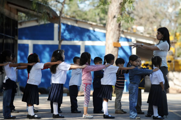 Honduras: Estudiantes inician el año escolar