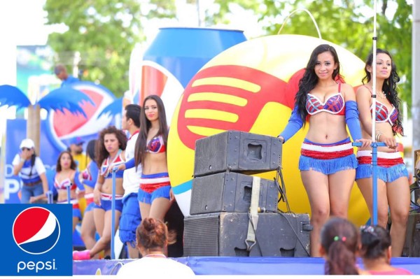 Fotos del ambiente en la feria juniana de San Pedro Sula