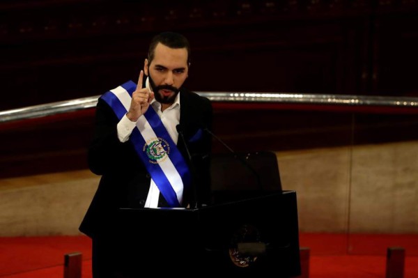 Más de 2 millones de salvadoreños se habrían registrado para recibir bitcóin