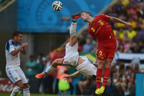 Belgica se impone a Rusia y clasifica a octavos del Mundial