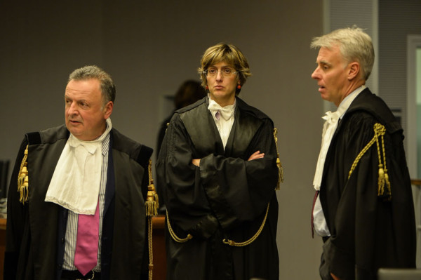 Knox y Sollecito son condenados a 28 y 25 años de prisión