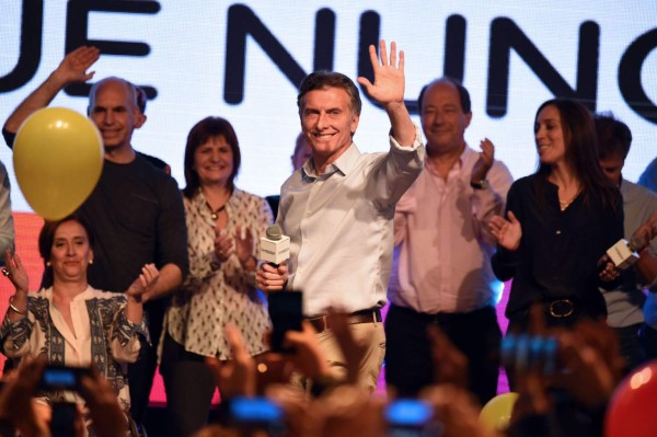 Scioli y Macri se van a la segunda vuelta en Argentina