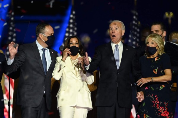 Biden promete 'que EEUU volverá a ser respetado en todo el mundo'