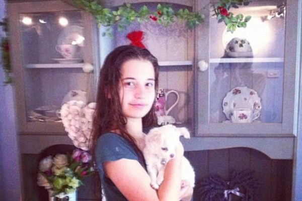 La hija del fallecido líder de INXS Michael Hutchence, enamorada de un 'skater' español